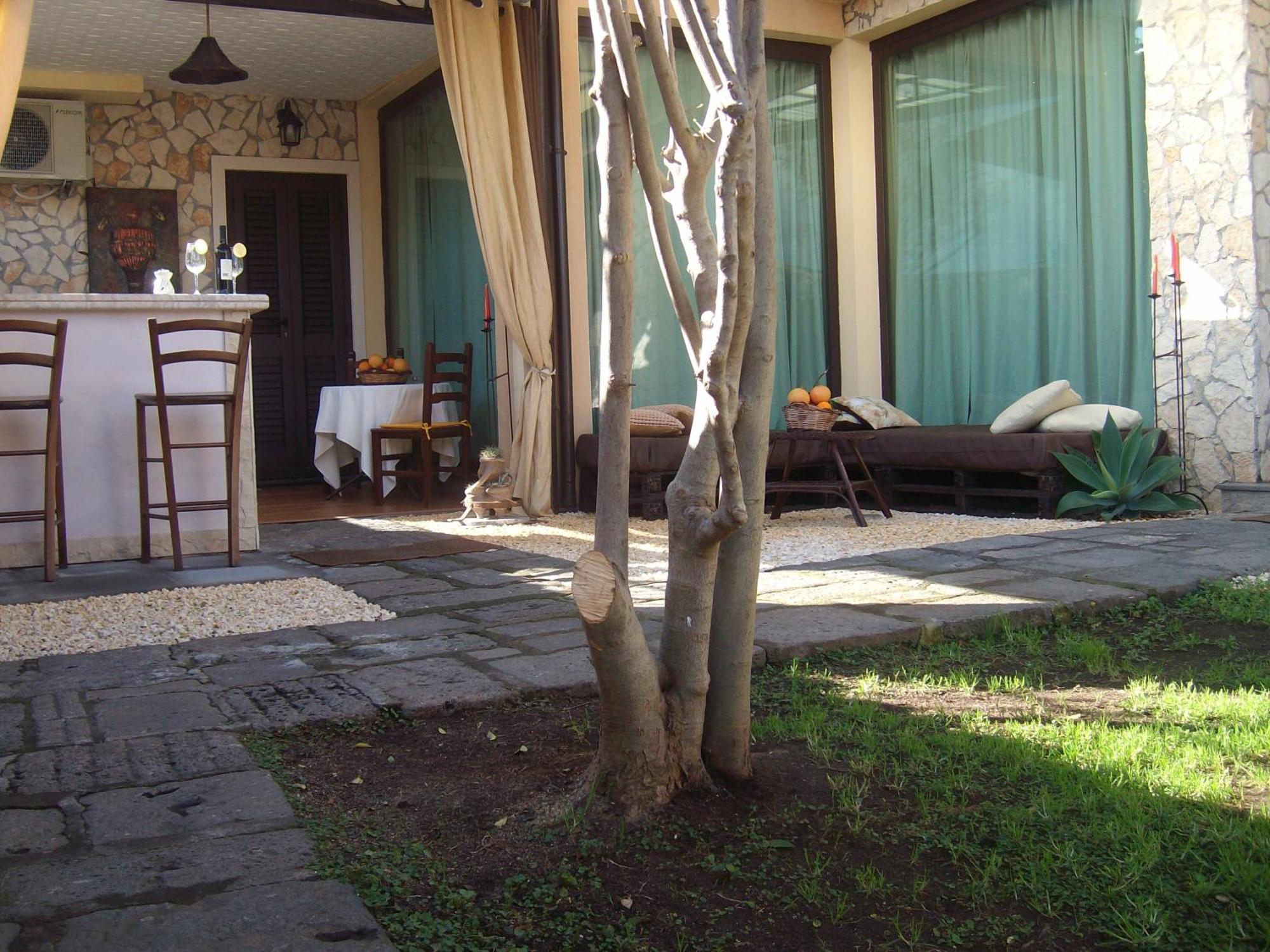 Villa Singola -Sole-Luna-Casavilladusoleil Acireale Eksteriør billede