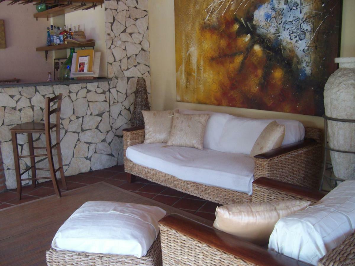 Villa Singola -Sole-Luna-Casavilladusoleil Acireale Eksteriør billede